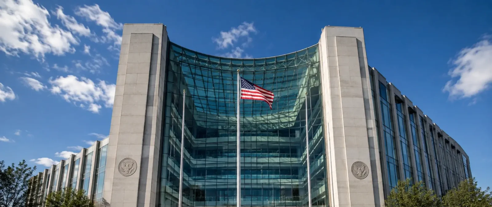 SEC, kripto projeleri için 75 milyon dolar fonlama muafiyeti ve menkul kıymetler kurallarından çıkış